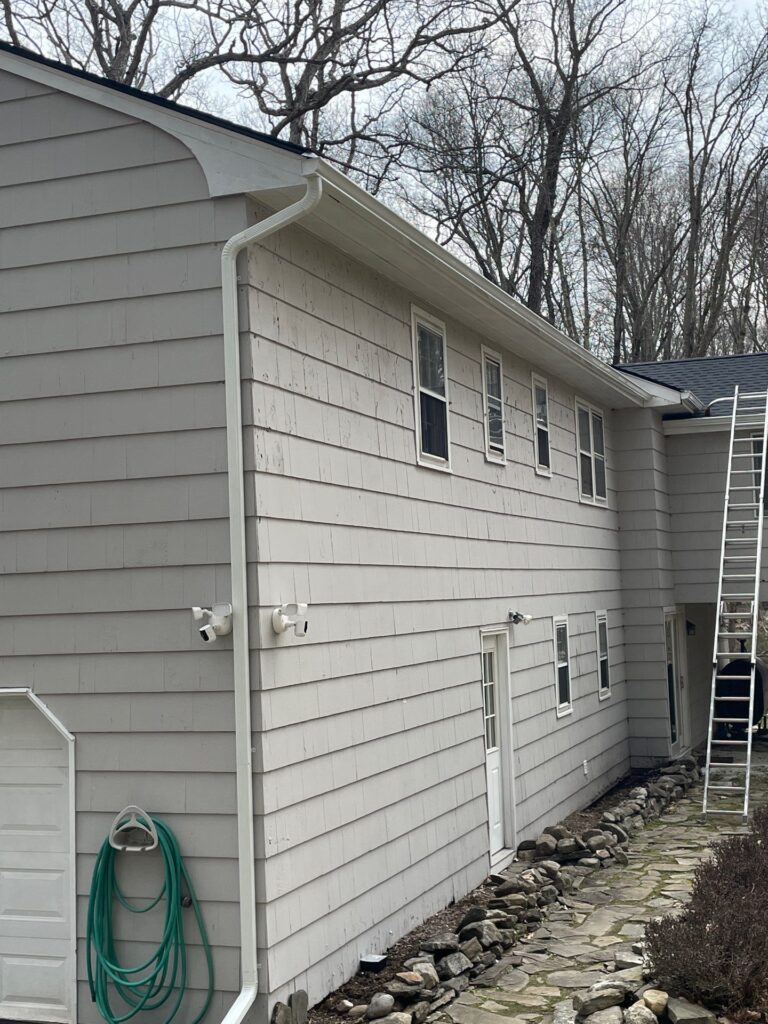 10-Apr 15, 2025 19-37-09-LE1x